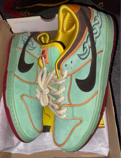 Nike SB Dunk Low Rodeo Tourmaline