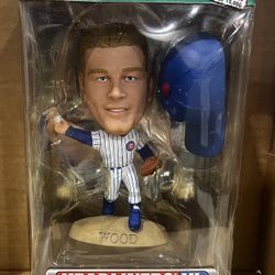 1999 Headliners XL Kerry Wood MIB – Cubs – Sealed Figure w/ COA – Corinthian