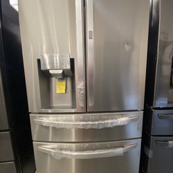 30 cu. ft. 4-Door French Door Refrigerator, Door-In-Door, Full-Convert Drawer, Craft Ice in PrintProof Stainless Steel
