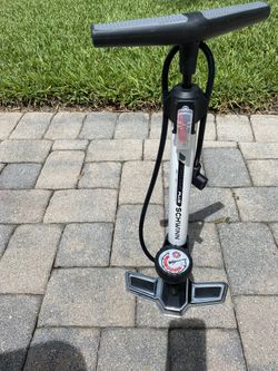 Schwinn Bicycle Pump with Gauge shrader Valve Stem
