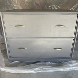 Dresser/ Night Stand