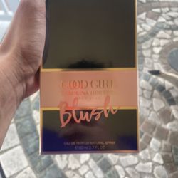 Good Girl Blush perfume 