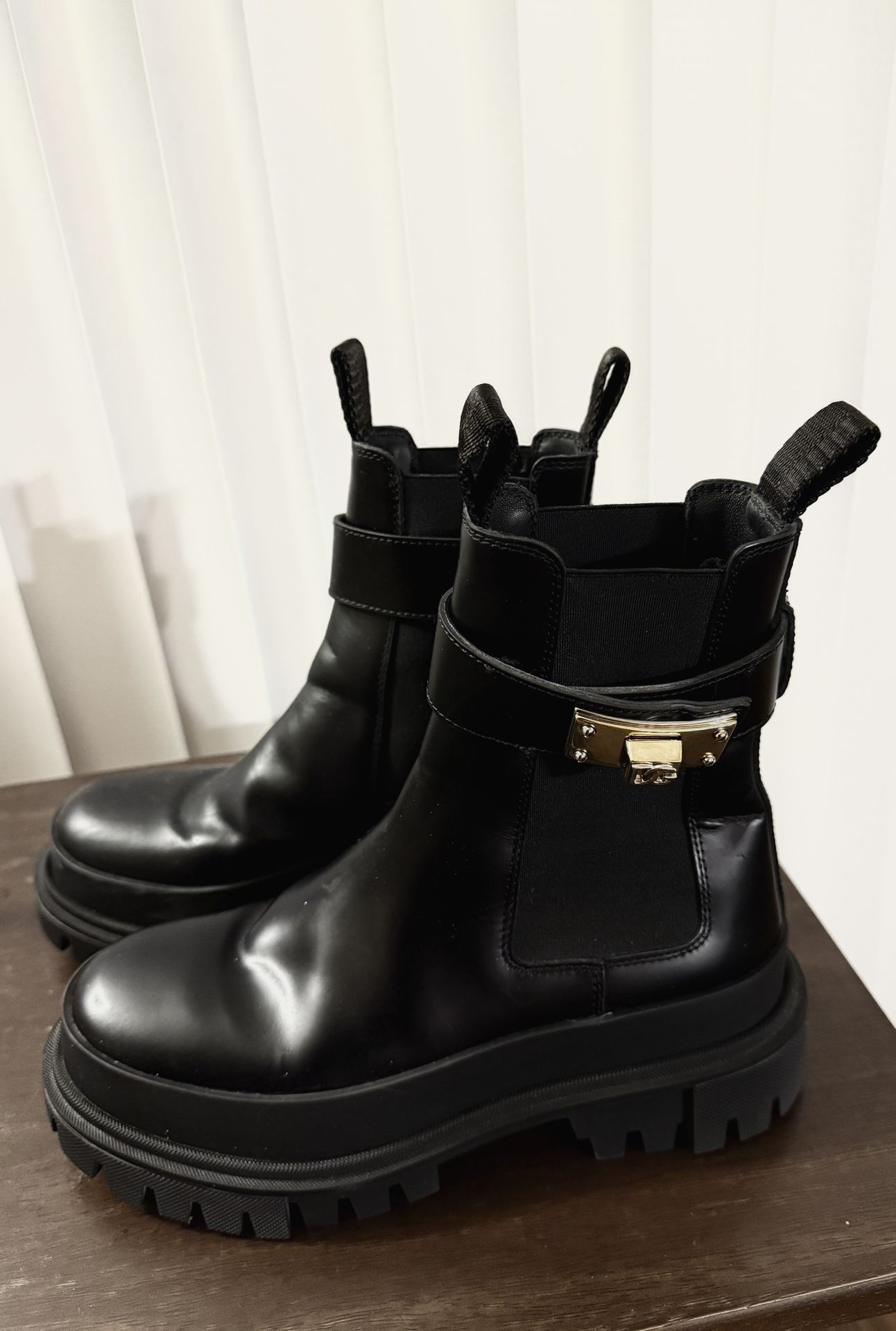 Dolce & Gabbana leather Boots