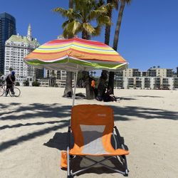 Low Beach Camping Folding Chair with Beach Umbrella