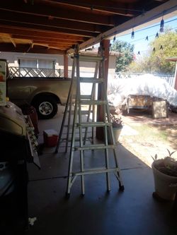 24 FT WERNER FOLDING LADDER