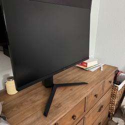 27 Inch GAMING screen 