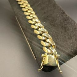 Miami Cuban Bracelet 14k Stamped 8.5IN