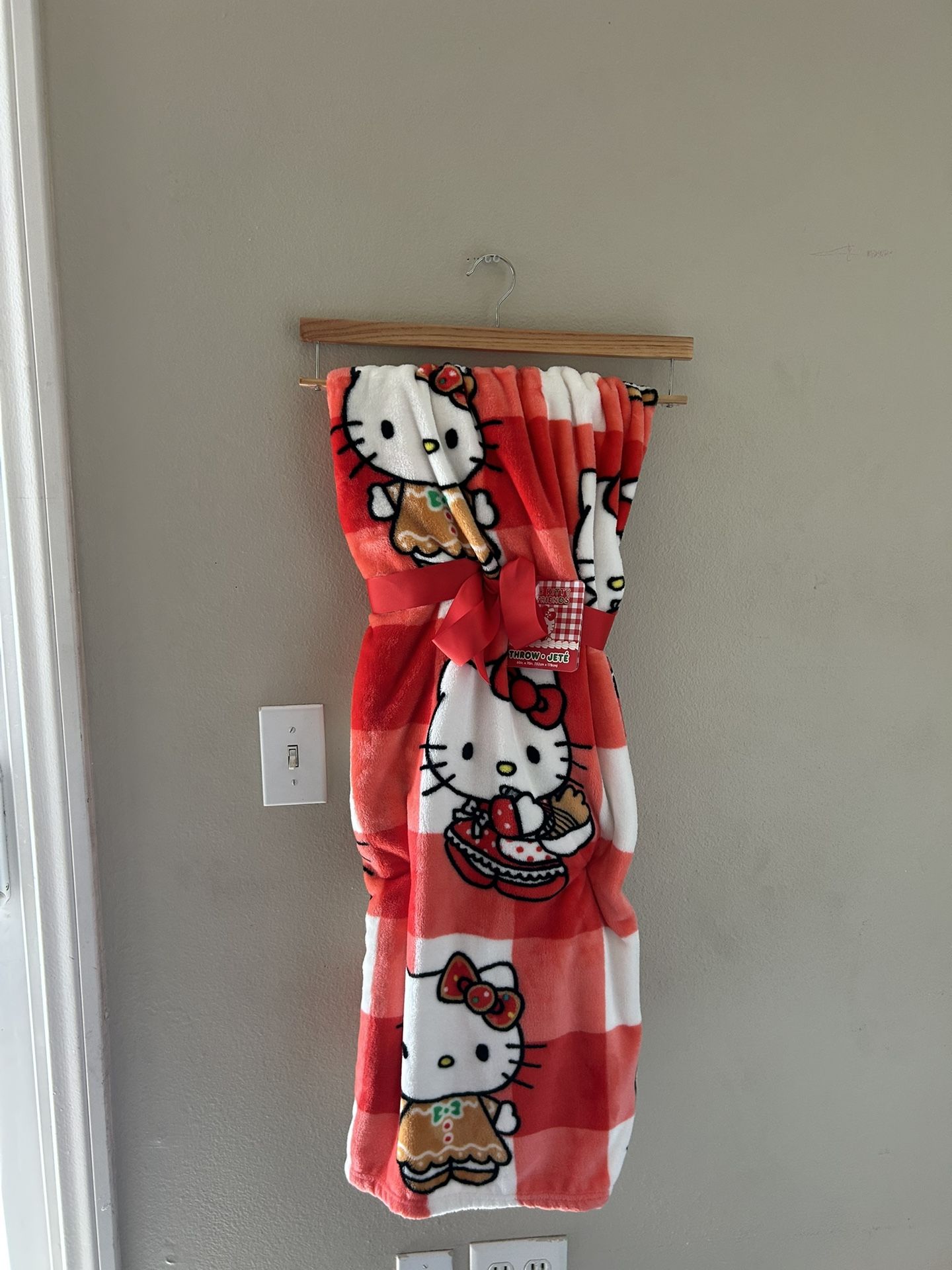 Hello Kitty Blanket