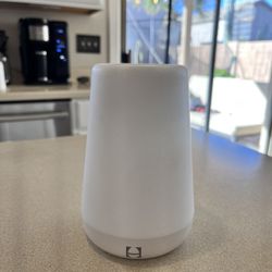 Hatch Rest Sound Machine With Box