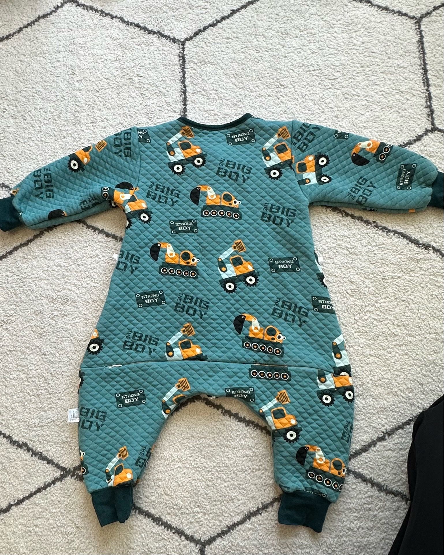 3 TODDLER SLEEP SACKS - BABY CLEAN OUT