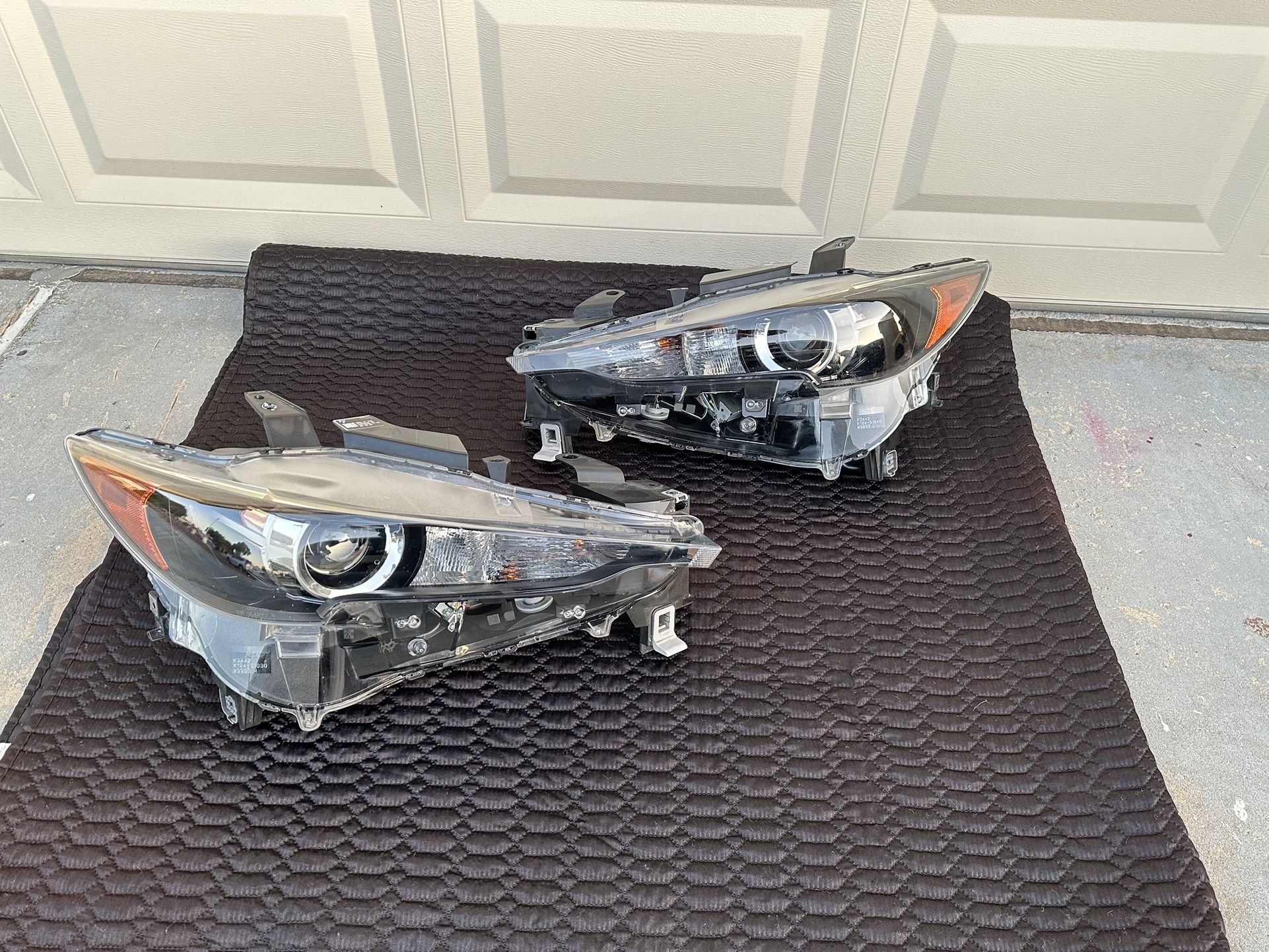 Mazda CX-5 Headlight, Mazda CX5 Headlamp, Mazda CX-5 front light, OEM ORIGINAL MAZDA PART, $245 Each Side