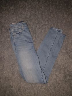Light Wash Skinny Jeans