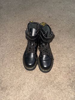 Doc Martins (size 5)