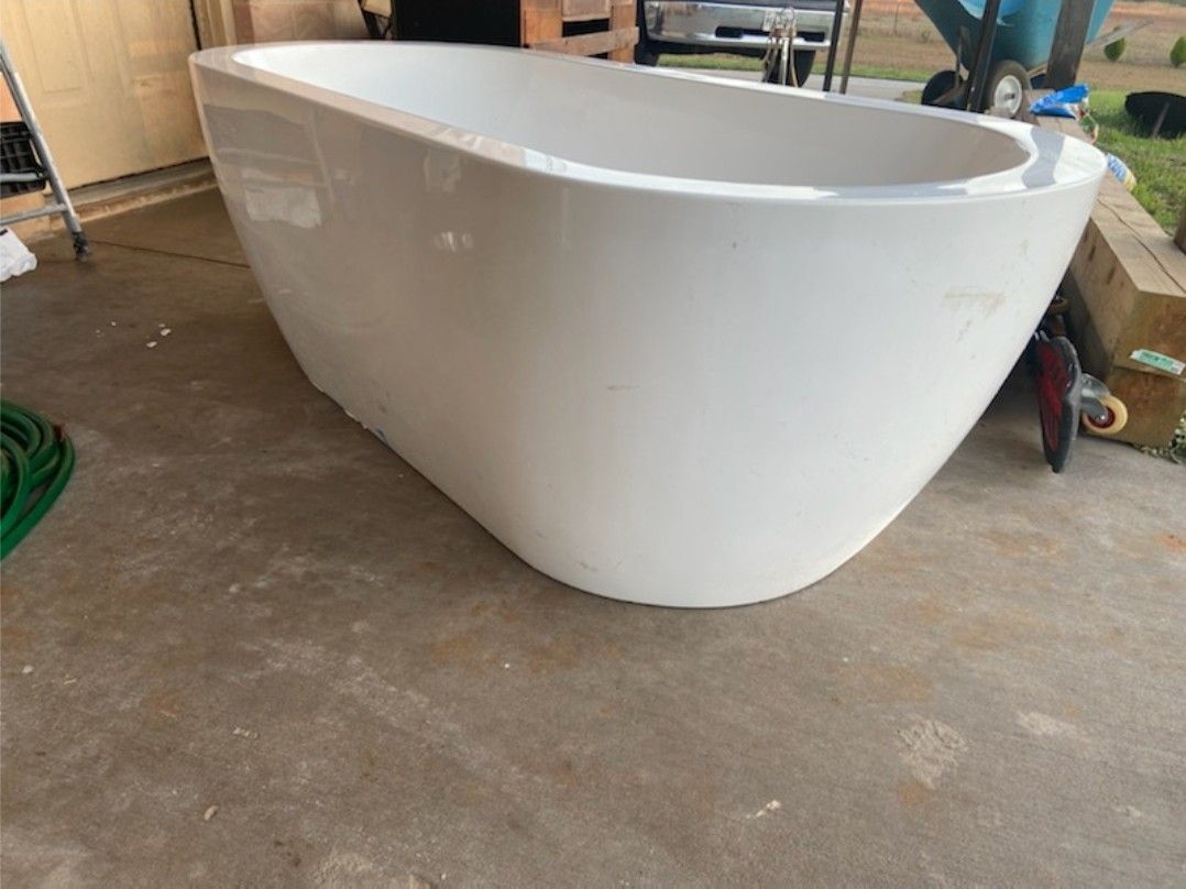 FREESTANDING BATH TUB for Sale in Haslet, TX OfferUp