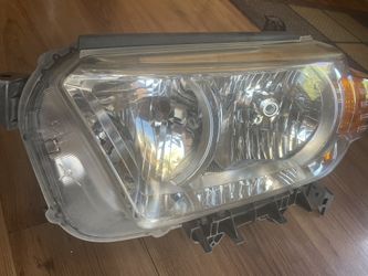 2013 Toyota4Runner Head Light