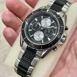 Michael Kors men’s carbon fiber stainless steel chronograph Luxury watch 