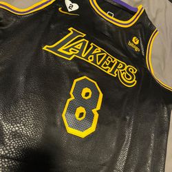 Kobe Bryant Lakers Classic Basketball Jersey/XXL 