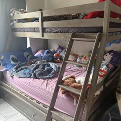 Twin Over Full Bunk Bed 