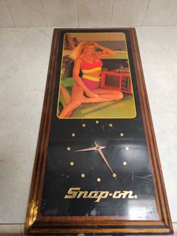 Vintage Snap On Wooden Clock