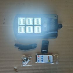 Solar Street Light with Remote