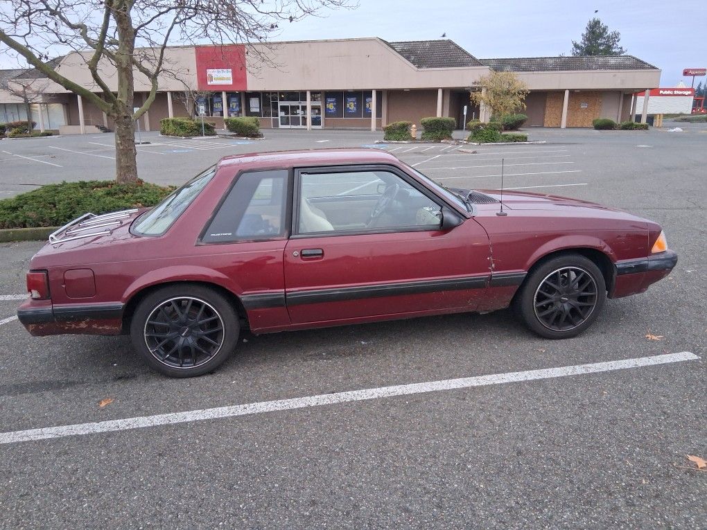1988 Ford Mustang