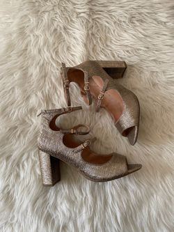 Gold metallic heels size 8