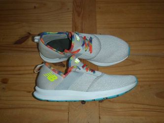 New Balance Fuel Core Nergize - Gray & Tye Dye - Women's Size 8.5