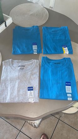 Gildan Adult T-Shirts –large