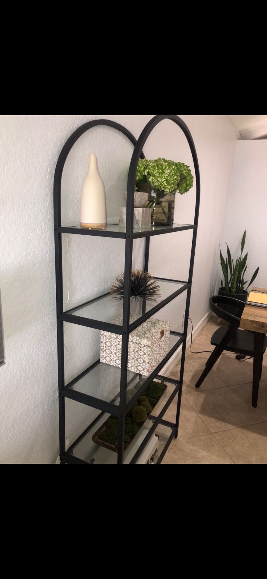 Decorative shelves