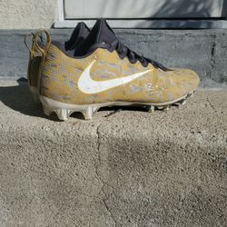 Nike Untouchable Pro Football Cleats 11.5