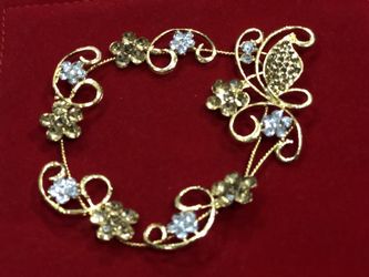 Beautiful Hair Accessories Adjustable Foldable Golden and Silver piece