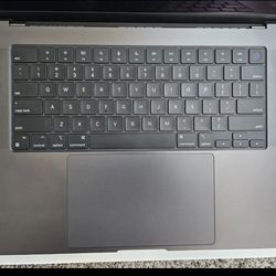 MacBook Pro Space Black M3