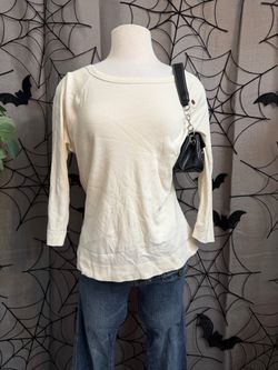 Vintage Ralph Lauren Cream 3/4 Sleeve Top with Shoulder Button Detail