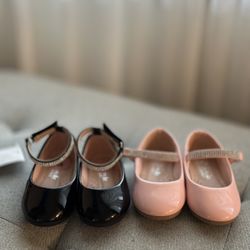 Cutest baby girl shoes. Size 4