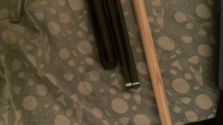 Cue stick