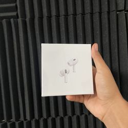 Gen 2 Air Pods For The Low ✅