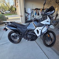 2024 Kawasaki KLR650