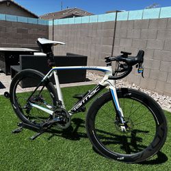 All Carbon Specialized Road Bike