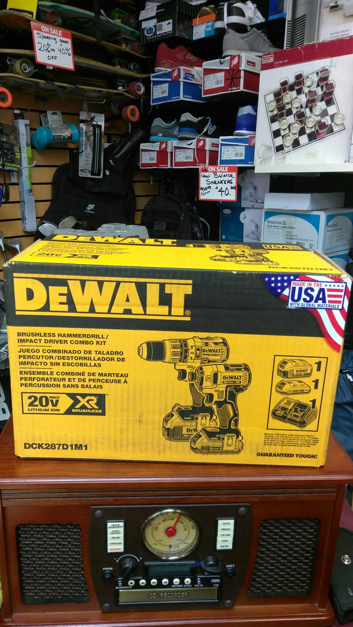 Dewalt DCK287D1M1 new