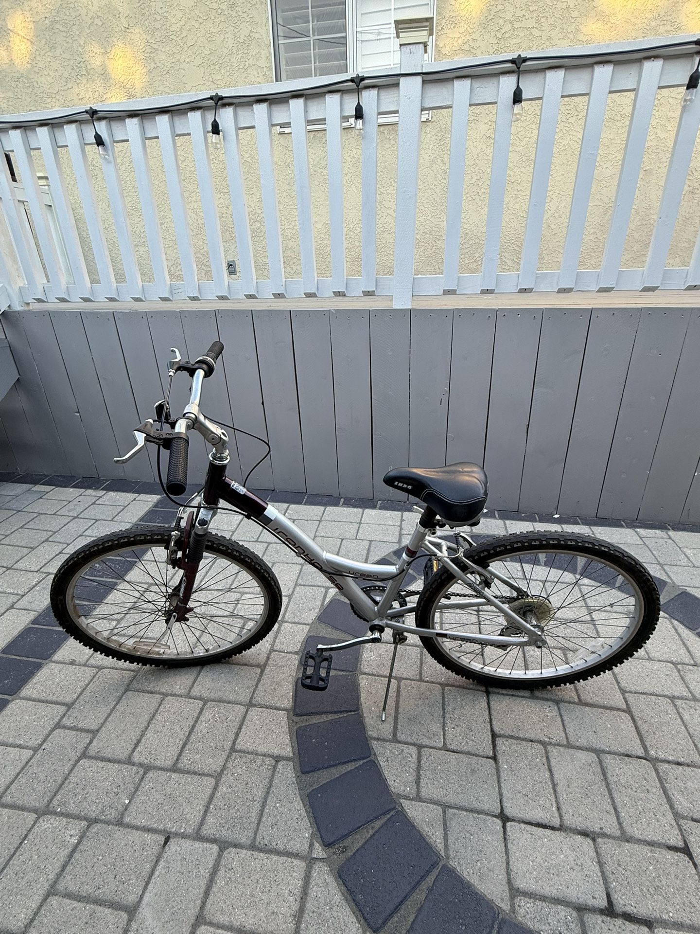 IronHorse Urban Trail Bike ~ Gear Shifter