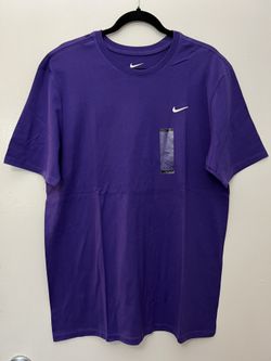 Nike Menโs Shirt
