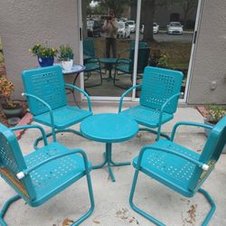 Crosley Furniture Bates 5-Piece Outdoor Chair Set, Retro Metal Patio Chairs, Turquoise Gloss - Pickup in Brandon,  Fl.