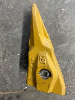 New CATERPILLAR bucket teeth
