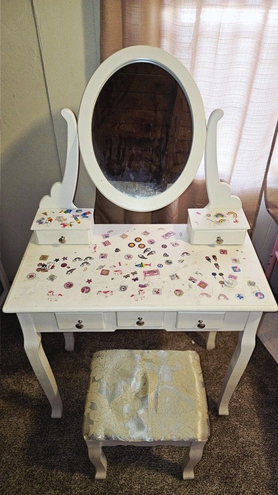 Kids Vanity