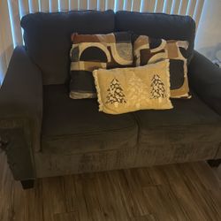 2 Sofas