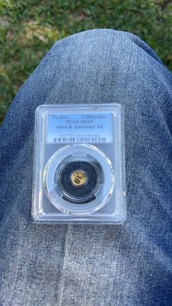 PCGS MS69 ALIEN & ASTRONAUT 24k gold coin