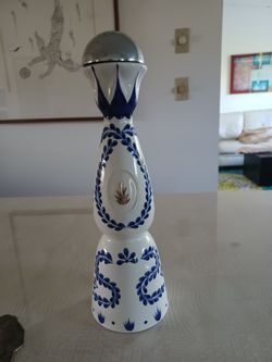 Empty Bottle Tequila Clase Azul Reposado
