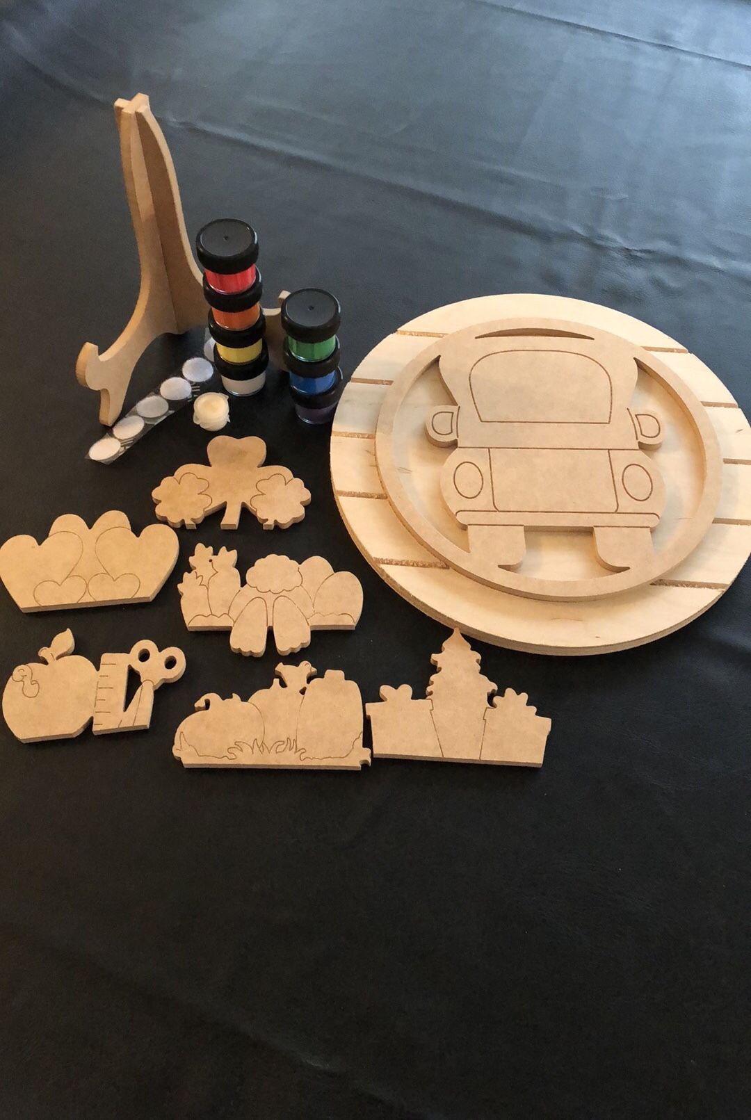 Seasonal Interchangeable Truck Paint Set