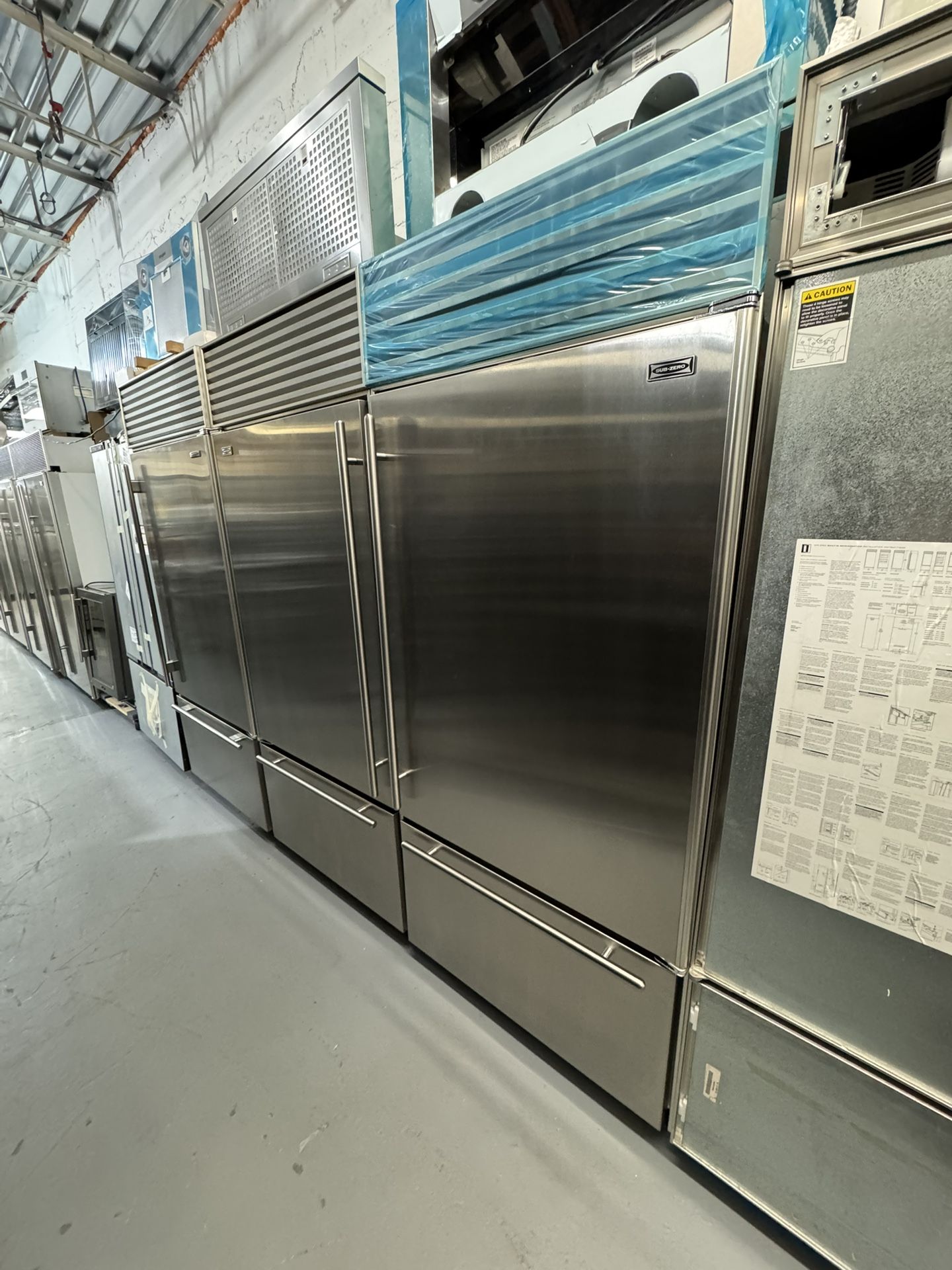 Subzero 36â Refrigerator Bottom Freezer