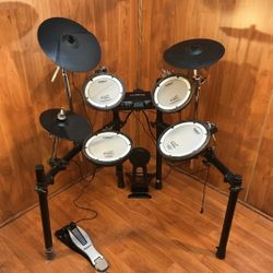 Roland TD Series Mesh Head Electronic Drum And, Like New